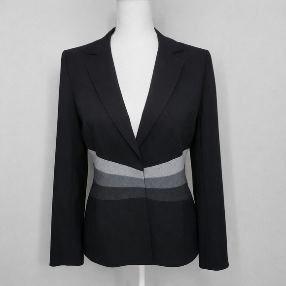 BCBGMaxAzria Jackets & Blazers - BCBGMaxAzria Y2K Mob Wife Office Siren Black Gray Colorblock Blazer Size 6